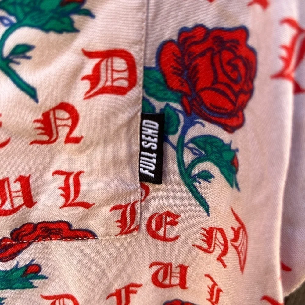 Men's Full Send Button-Down Shirt Multicolor Roses Spell-Out XL‎ Street Art City